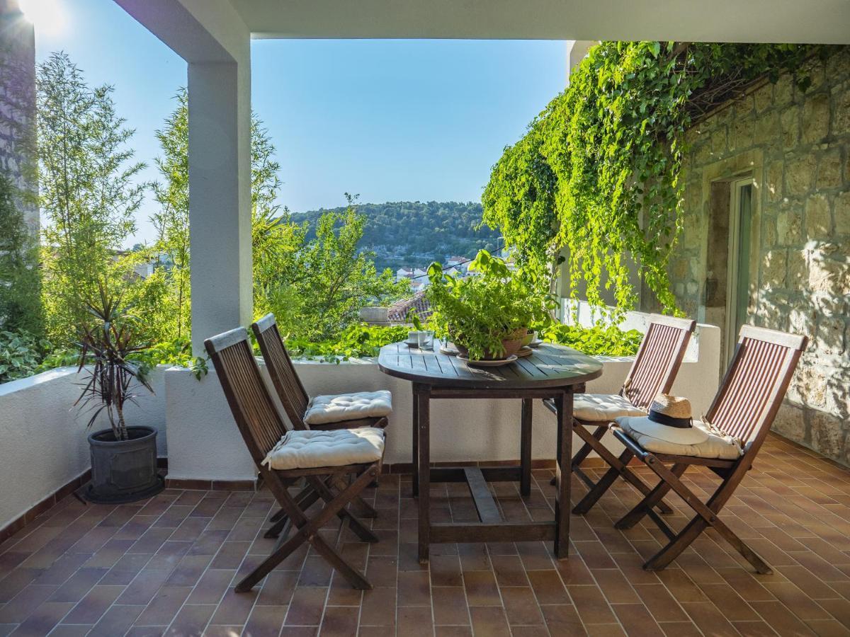 Central Art House Hvar フヴァル エクステリア 写真