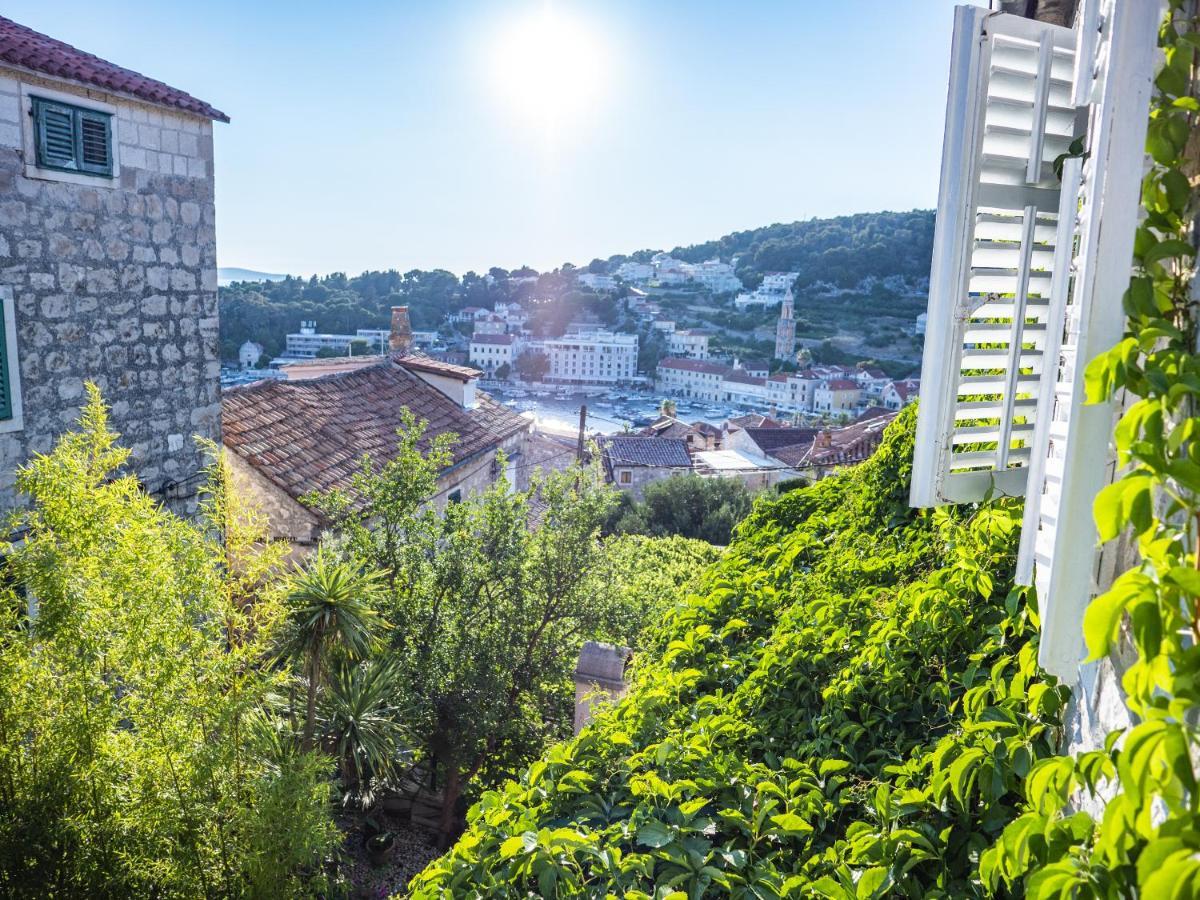 Central Art House Hvar フヴァル エクステリア 写真